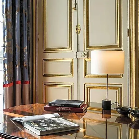 Hotel Mansart - Esprit De France 4*