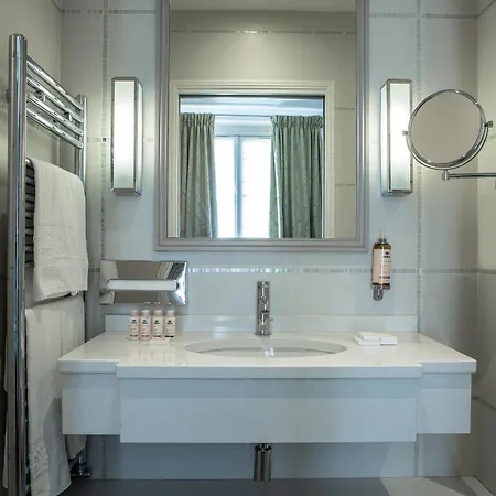 Hotell Mansart - Esprit De France 4*